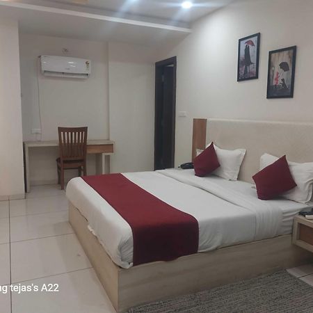 Super Hotel O Taste Of Temple Μποπάλ Εξωτερικό φωτογραφία