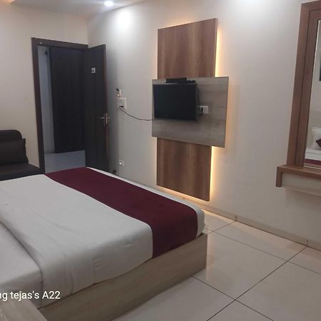 Super Hotel O Taste Of Temple Μποπάλ Εξωτερικό φωτογραφία