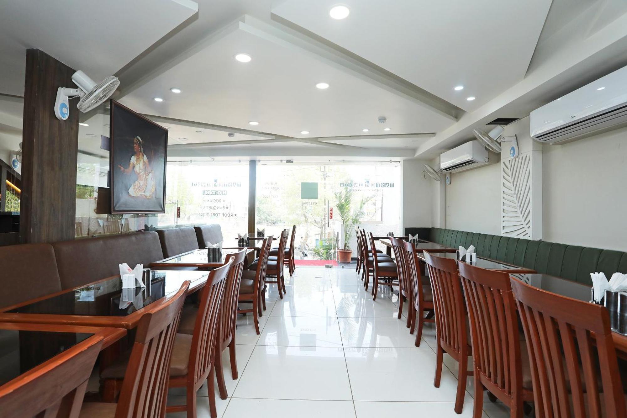 Super Hotel O Taste Of Temple Μποπάλ Εξωτερικό φωτογραφία